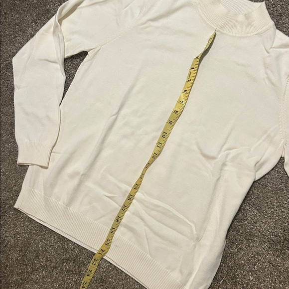 Northern Reflections sweaters. - Picture 10 of 10